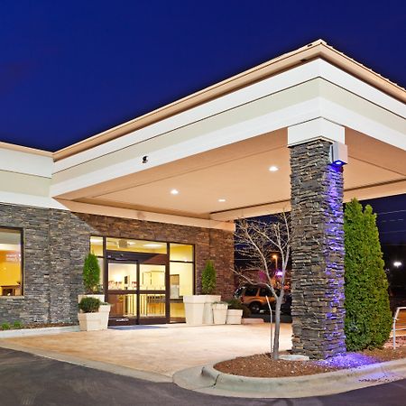 Holiday Inn Express & Suites Greensboro - I-40 Atwendover By Ihg Dış mekan fotoğraf