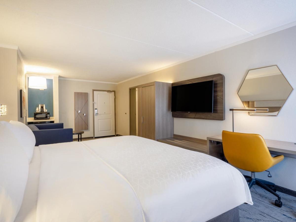 Holiday Inn Express & Suites Greensboro - I-40 Atwendover By Ihg Dış mekan fotoğraf