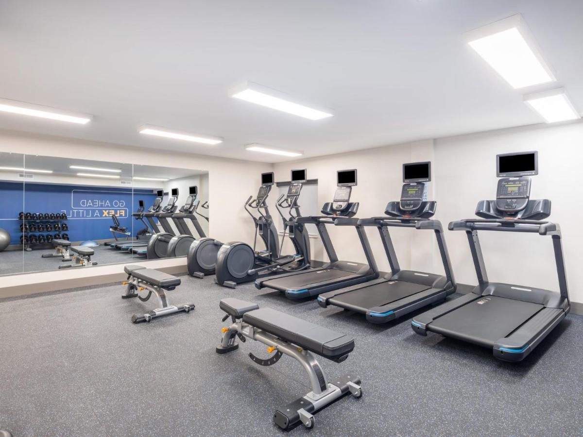 Holiday Inn Express & Suites Greensboro - I-40 Atwendover By Ihg Dış mekan fotoğraf
